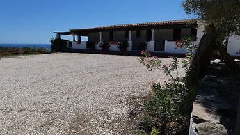 Comino Alto Agriturismo e  Appartamenti