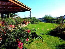 Comino Alto Agriturismo e  Appartamenti