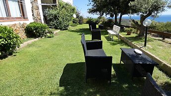 Comino Alto Agriturismo e  Appartamenti