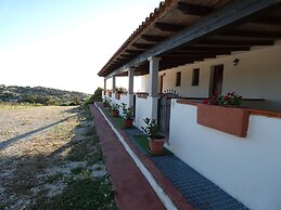 Comino Alto Agriturismo e  Appartamenti