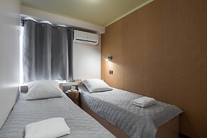 Drop Inn - Hostel