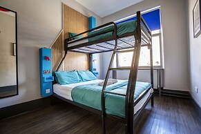 Kick Ass Greyfriars - Adults Only - Hostel