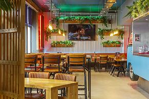 Kick Ass Greyfriars - Adults Only - Hostel