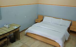 Daneto Hotel