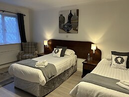 Oliver Twist Country Inn