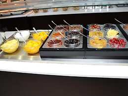 Breeze Boutique Hotel