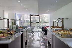 Breeze Boutique Hotel