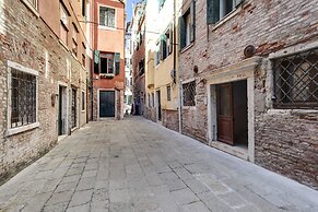 Preziosa palace Apartments