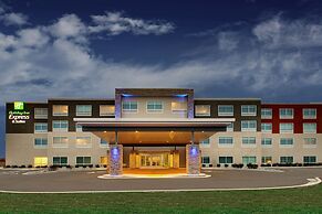 Holiday Inn Express & Suites Mt Sterling North by IHG
