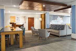 Holiday Inn Express & Suites Mt Sterling North by IHG