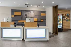 Holiday Inn Express & Suites Mt Sterling North by IHG