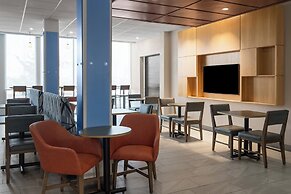 Holiday Inn Express & Suites Mt Sterling North by IHG