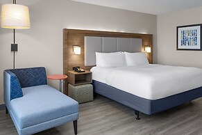 Holiday Inn Express & Suites Mt Sterling North by IHG