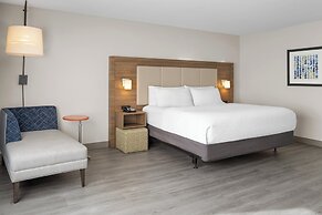 Holiday Inn Express & Suites Mt Sterling North by IHG