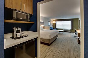 Holiday Inn Express & Suites Mt Sterling North by IHG