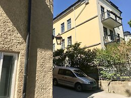 The Apartments company - The Sweet