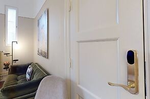 The Apartments company - The Sweet