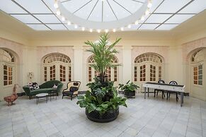 The Apartments company - The Sweet