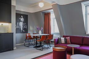 The Apartments company - The Sweet