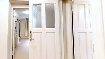 The Apartments company - The Sweet