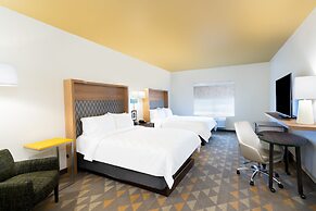 Holiday Inn & Suites Memphis Southeast-Germantown by IHG