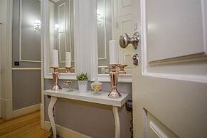 B in B Lisbon Downtown Suites