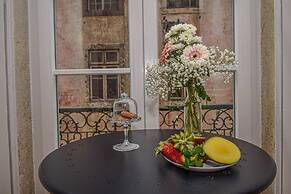 B in B Lisbon Downtown Suites