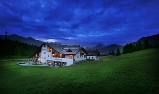 Hotel Tambò