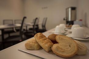 Microtel Inn & Suites by Wyndham San Luis Potosi