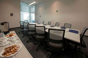 Microtel Inn & Suites by Wyndham San Luis Potosi