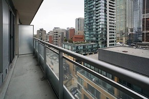 Yorkville's Charm Yonge & Bloor