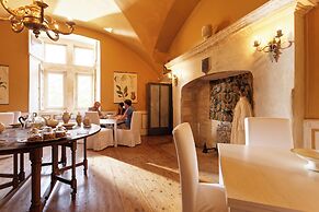 Domaine Du Buc, Le Chateau