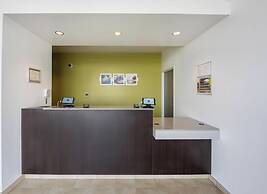 Studio 6 Mccarran, NV - Sparks - Tahoe - Reno Industrial Center
