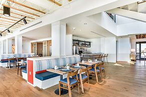 The Lodge at Gulf State Park, A Hilton Hotel