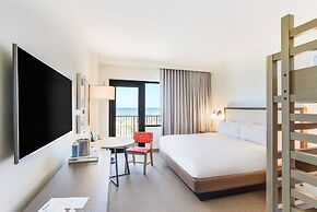 The Lodge at Gulf State Park, A Hilton Hotel