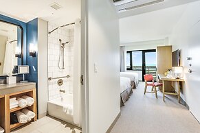 The Lodge at Gulf State Park, A Hilton Hotel