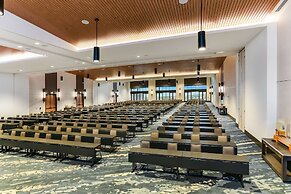 The Lodge at Gulf State Park, A Hilton Hotel