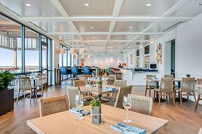 The Lodge at Gulf State Park, A Hilton Hotel