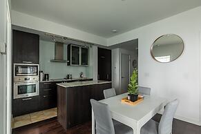 Downtown Toronto Condo near Scotiabank Arena