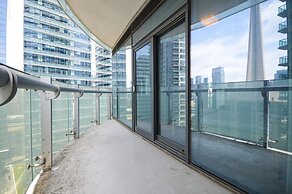 Downtown Toronto Condo near Scotiabank Arena