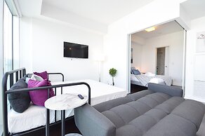 Downtown Toronto Condo near Scotiabank Arena