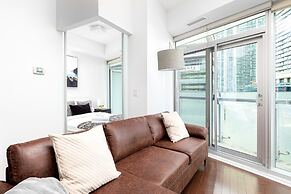 Downtown Toronto Condo near Scotiabank Arena