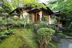 Nanzenji sando KIKUSUI