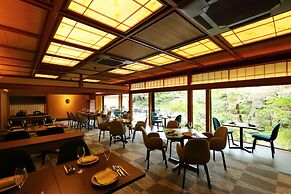 Nanzenji sando KIKUSUI