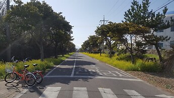 Jeju Herb Pension Oz