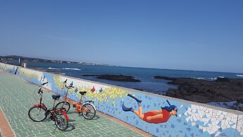 Jeju Herb Pension Oz