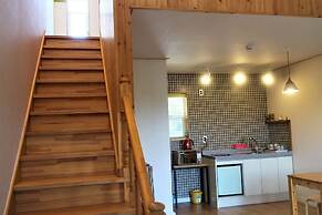 Jeju Herb Pension Oz