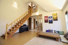 Jeju Herb Pension Oz