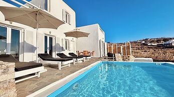 Amperian Mykonos Suites & Villas