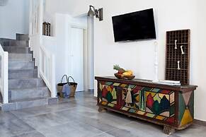 Amperian Mykonos Suites & Villas